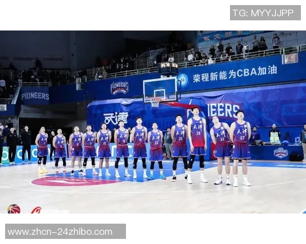 CBA上海队与苏州队激战正酣谁能在这场对决中笑到最后